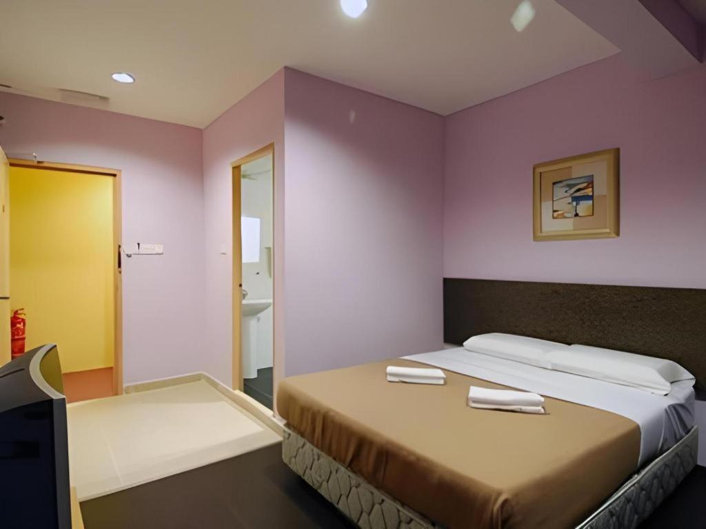 Aristo Hotel @ Putatan Kota Kinabalu Kültér fotó