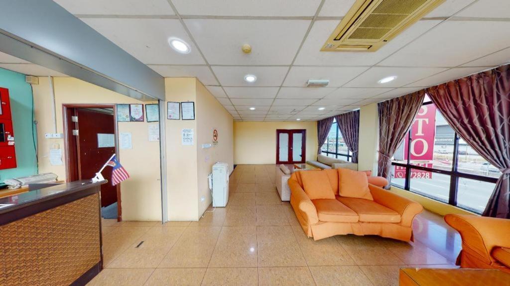 Aristo Hotel @ Putatan Kota Kinabalu Kültér fotó
