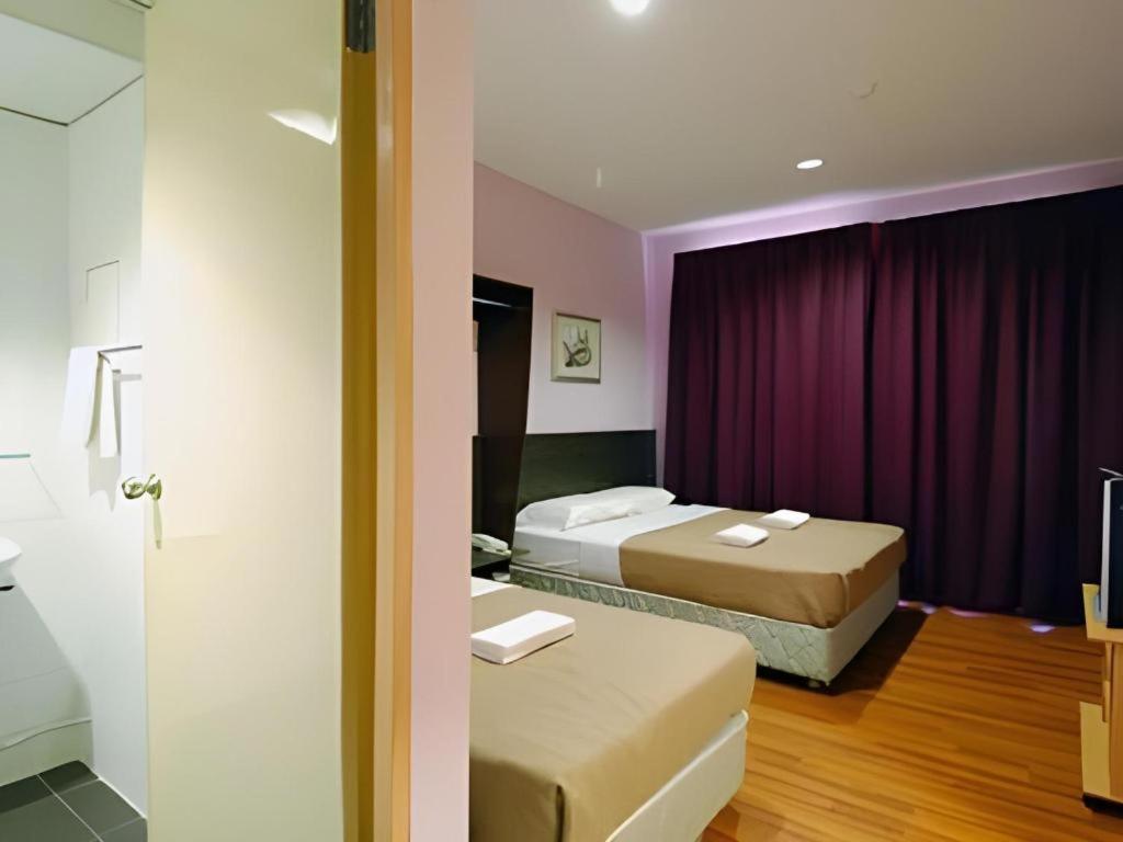 Aristo Hotel @ Putatan Kota Kinabalu Kültér fotó