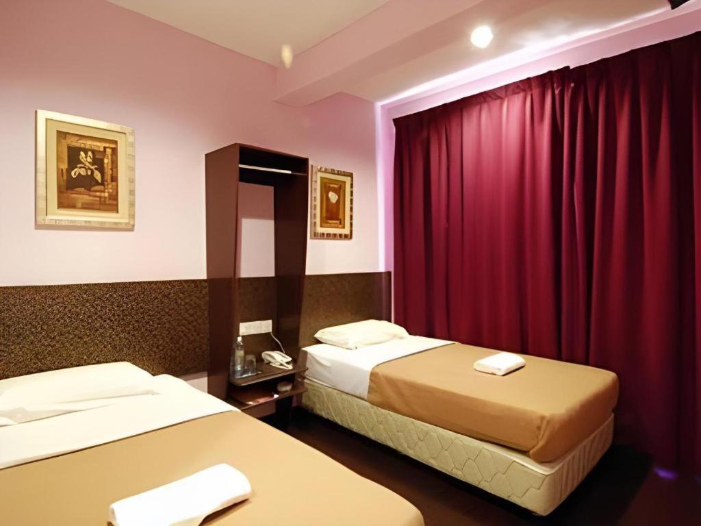 Aristo Hotel @ Putatan Kota Kinabalu Kültér fotó