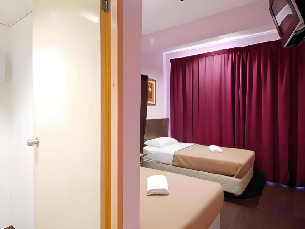 Aristo Hotel @ Putatan Kota Kinabalu Kültér fotó